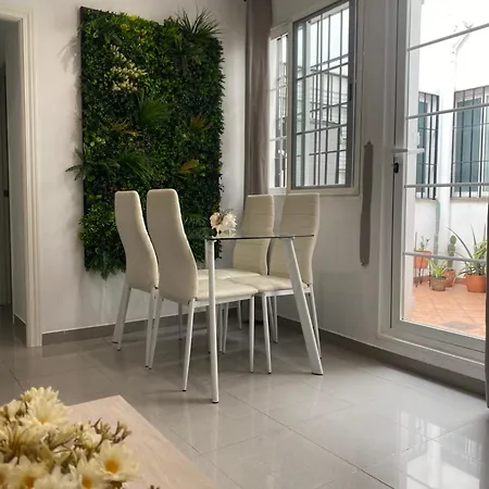 Apartmán Enmitatiko Alcazar Viejo *