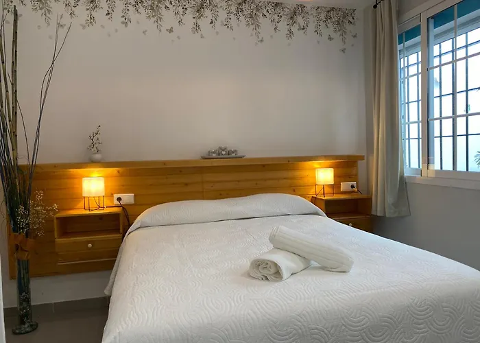 Enmitatiko Alcazar Viejo Apartmán Córdoba