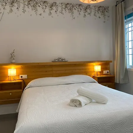 Enmitatiko Alcazar Viejo Apartment Cordoba